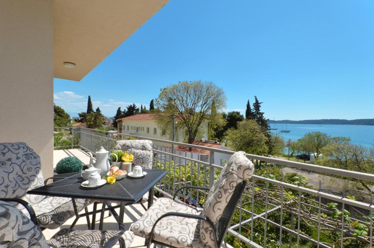 Mar Deluxe Apartments Трогир Экстерьер фото